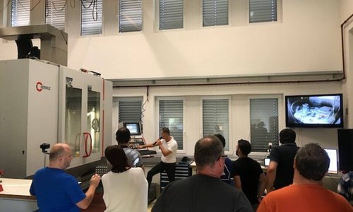 Weibterbildung der TCM Tool Experten und  Fertigungstechniker unserer Kunden.